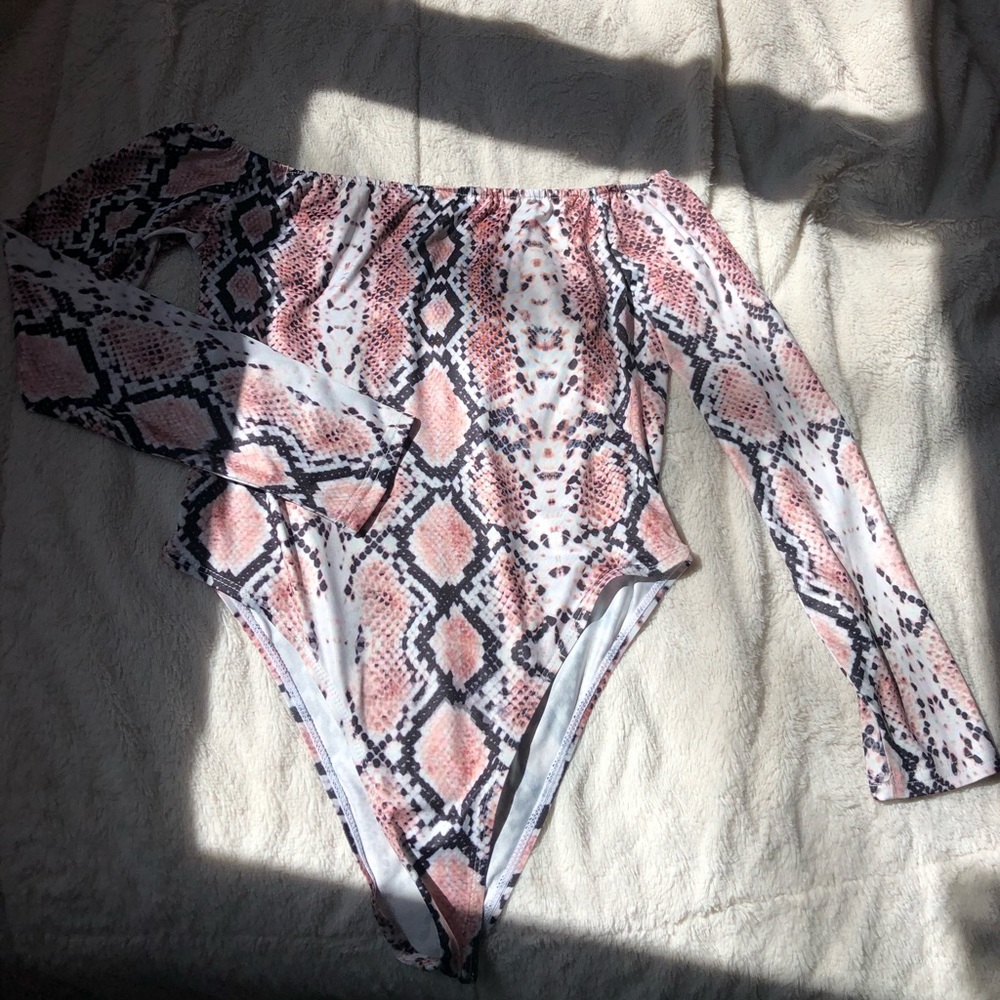 NEVER WORN! SHEIN long sleeve bodysuit